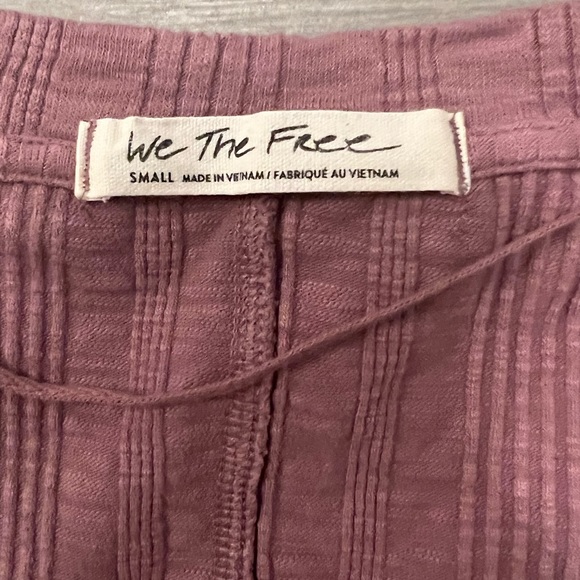 Free People long sleeve - Picture 2 of 2